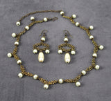 pearl Renaissance necklace golden Lady Blythe