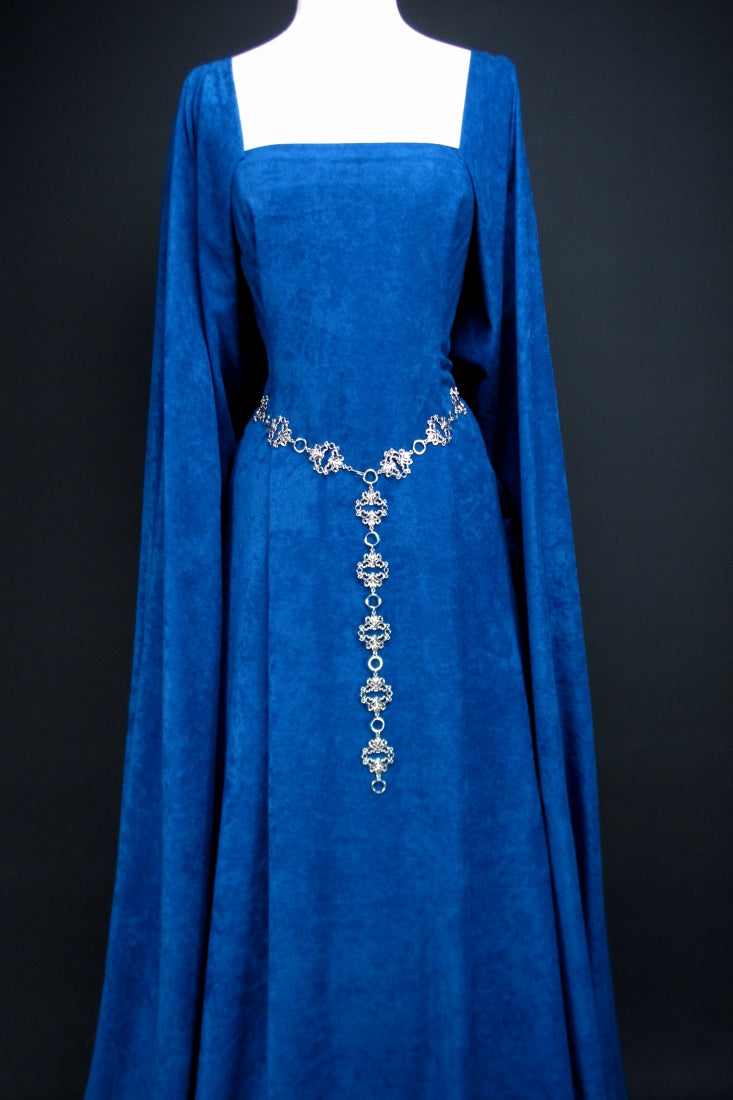 Royal Blue Tudor Rose Girdle Belt - Medieval Queen belt - Historical  reenactment - antique silver with sapphire blue crystal - renaissance