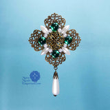 bronze renaissance brooch pin green Duchess Lorraine