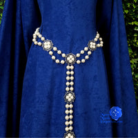 The White Princess Queen Elizabeth Woodville pearl girdle belt silver