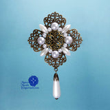 bronze renaissance brooch pin pearl Duchess Lorraine