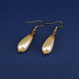pearl Renaissance earrings gold Milady Pauline